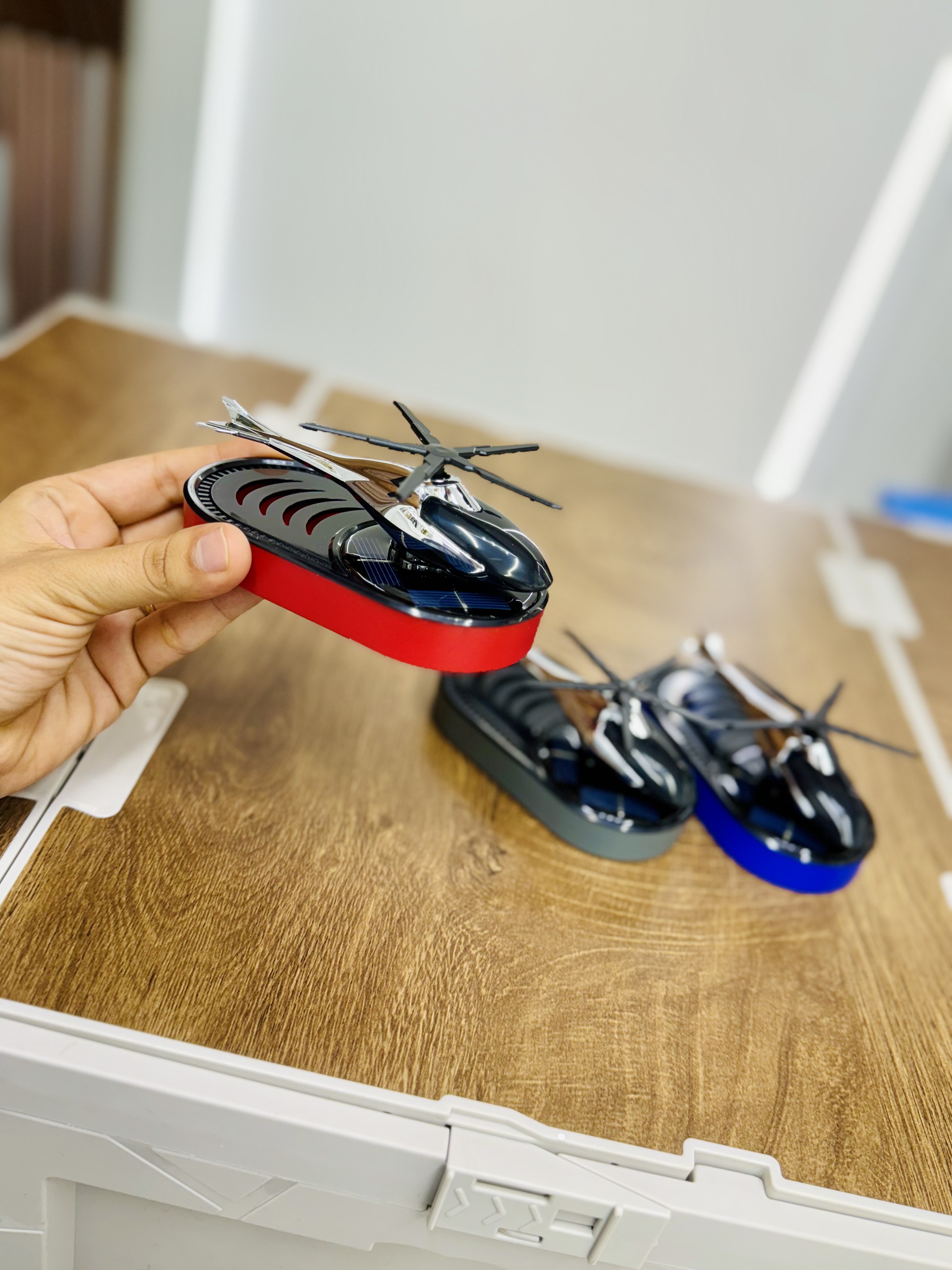 خوشبو کننده هلیکوپتری