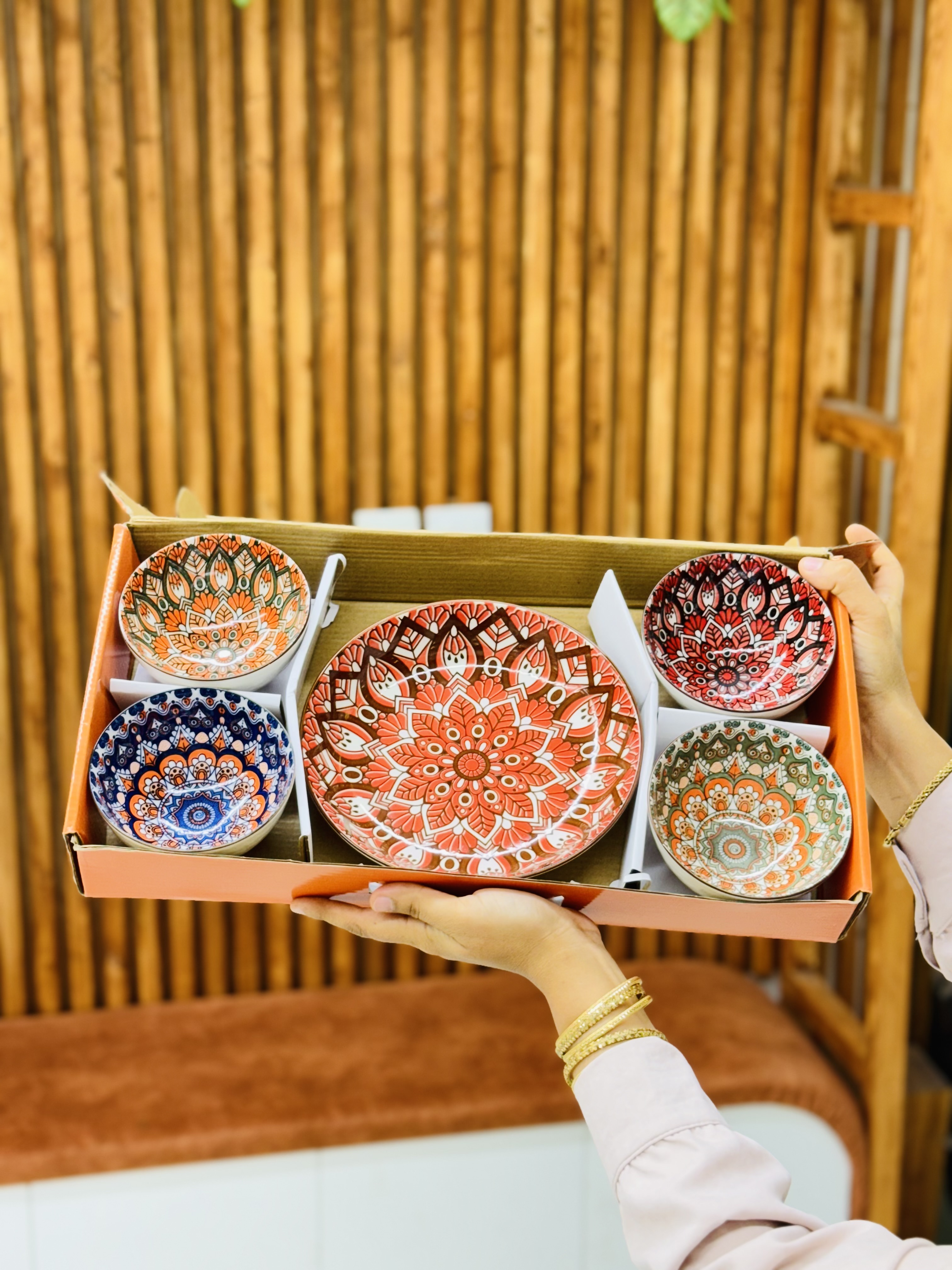 ست کاسه و بشقاب